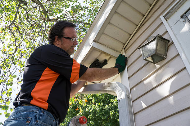 Siding Removal and Disposal in Andale, KS